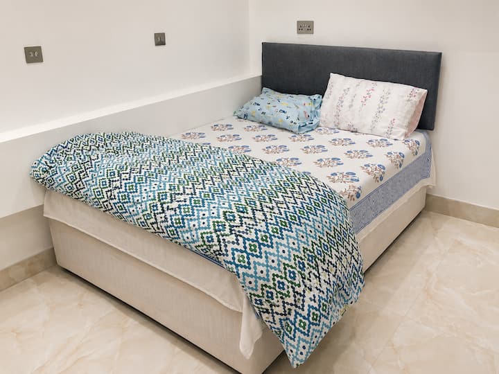 Central Londpn Free Parking Ensuite Room For 3 - Harrow