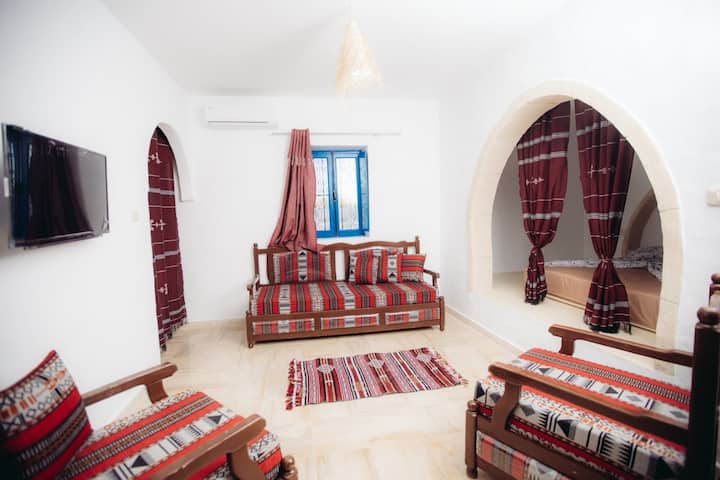 Family Houch
4 Suites Privatives - Houmt Souk