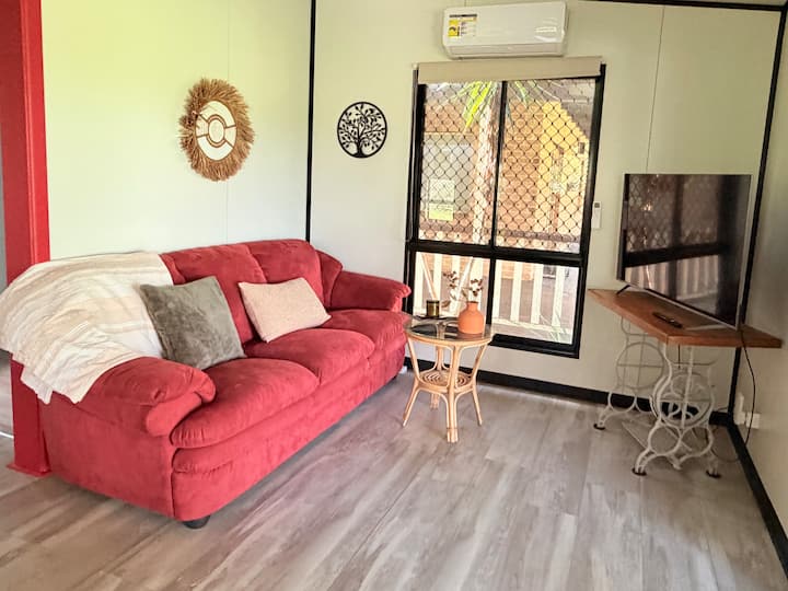 Feng Shui Sugercane Cabin•quiet Tropical Stay - Proserpine