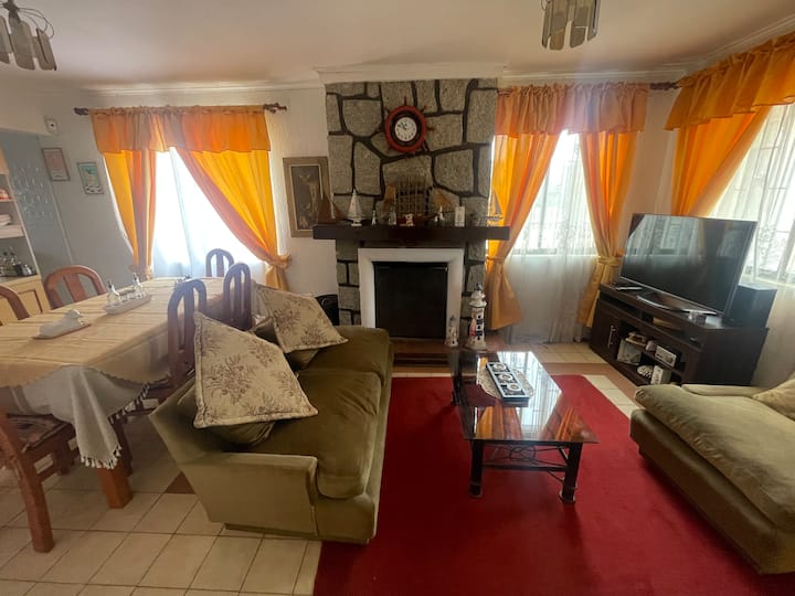 Hermosa Casa Para 12 Personas En Algarrobo. - El Quisco
