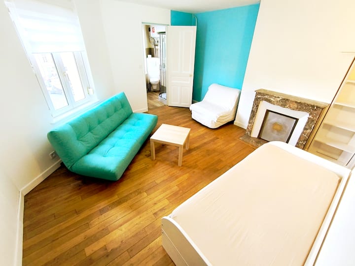 Chambre En Centre-ville, Salle De Douche Privée - Saint-Quentin