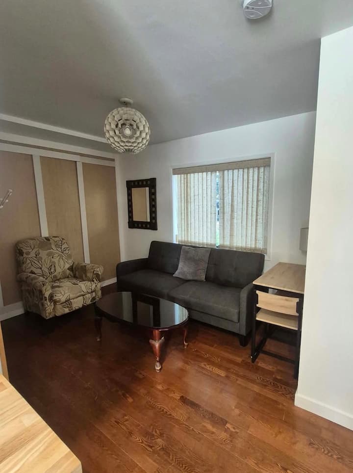 Private Central Two Bed Suite - Corporate Disc Ava - Nanaimo