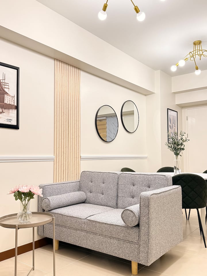 Casa Sophia 2br Near Malls & Mrt Stn.l Skydeckpool - Quezon City