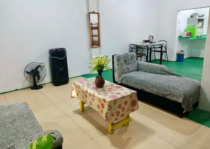 4ms Transient House W/ Own Kitchen & Bath - Dingalan