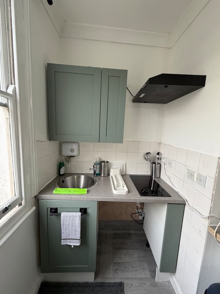 Cosy And Central Hyde Park Studio Flat - 倫敦
