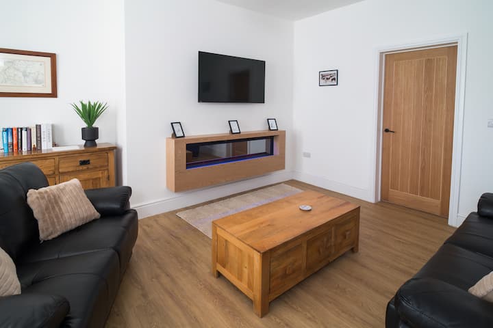 3‑bed House • Pet Friendly • Parking • Wi‑fi - Derwent Reservoir