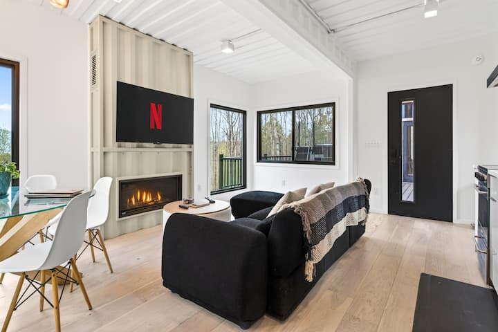Luxury Container Home With Sauna & Heated Pool - Vermont