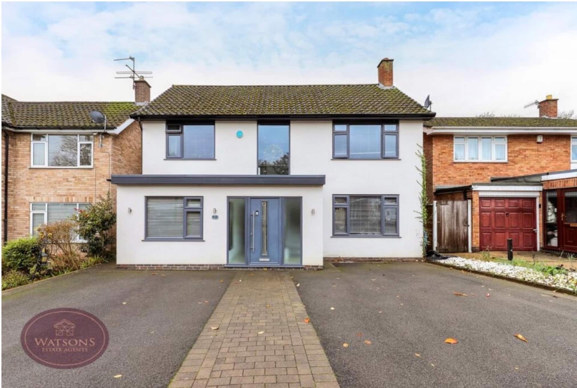 4 Bedroom, Two Reception Rooms, High Specification