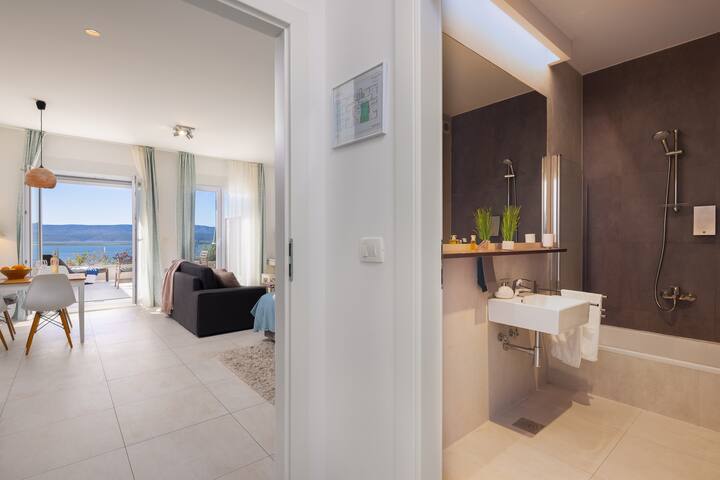 Villa Jolara With Heated Pool - Deluxe Suite 6 - Mimice