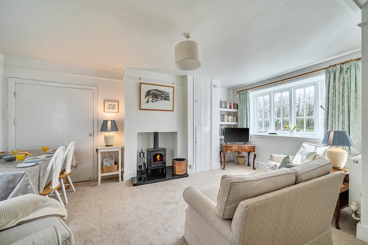 Amy's Cottage - Bright Rooms With Huge Garden - Sherborne