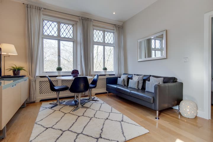 Cg12 - 2 Bedroom Apt, Kensington Garden Square Vie - Chelsea