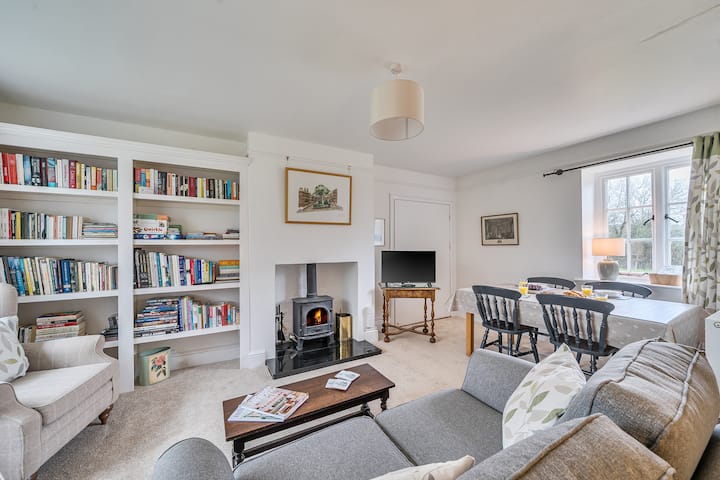 South Cottage - Magical Garden With Wild Meadow - Sherborne
