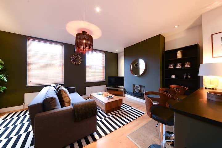 Mr2 - Charming 1 Bed Apartment, Munster Village - Fulham