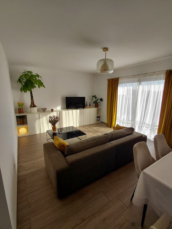 T3 Lumineux 70m² – 4 Pers, Parking, Centre& Port - Santa Giulia