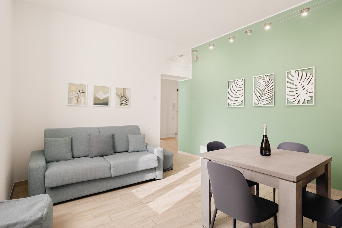 Como Town Apartment — view 4