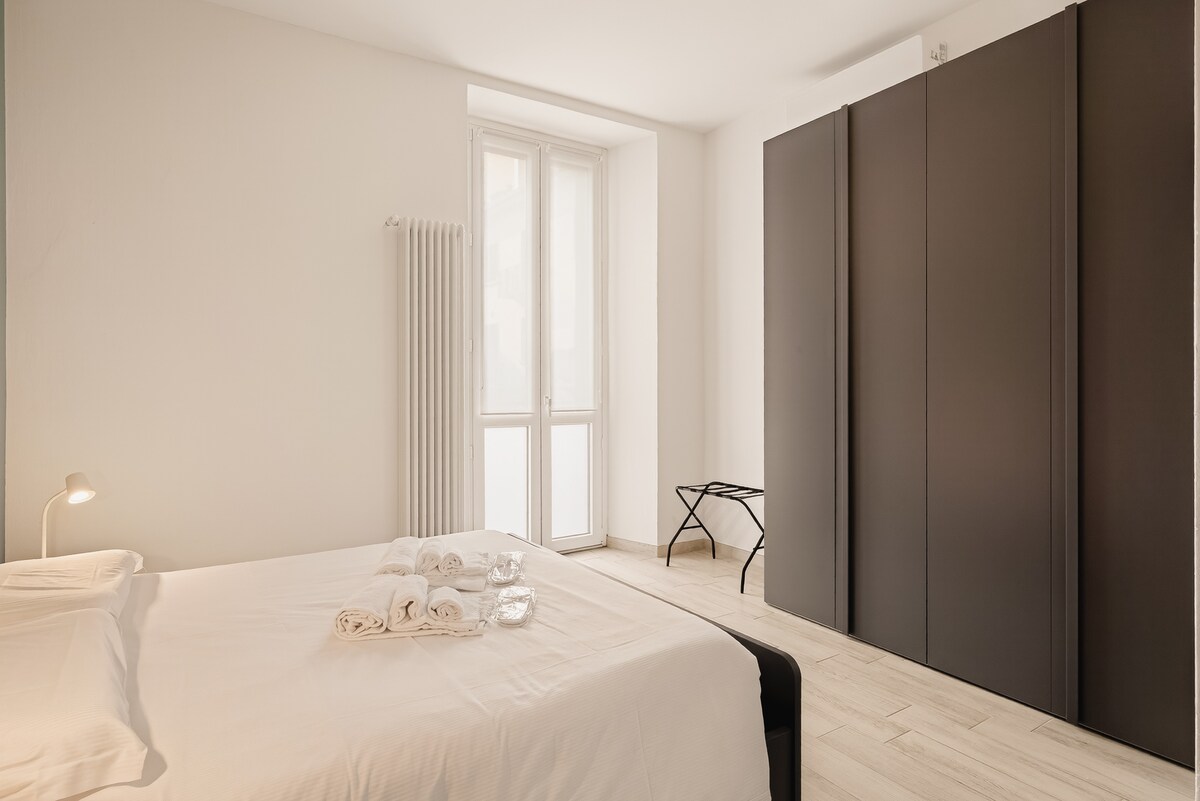 Como Town Apartment — view 6