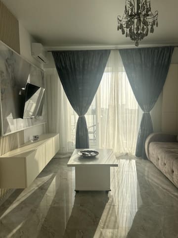 Guest favorite listing in Mamaia-Sat