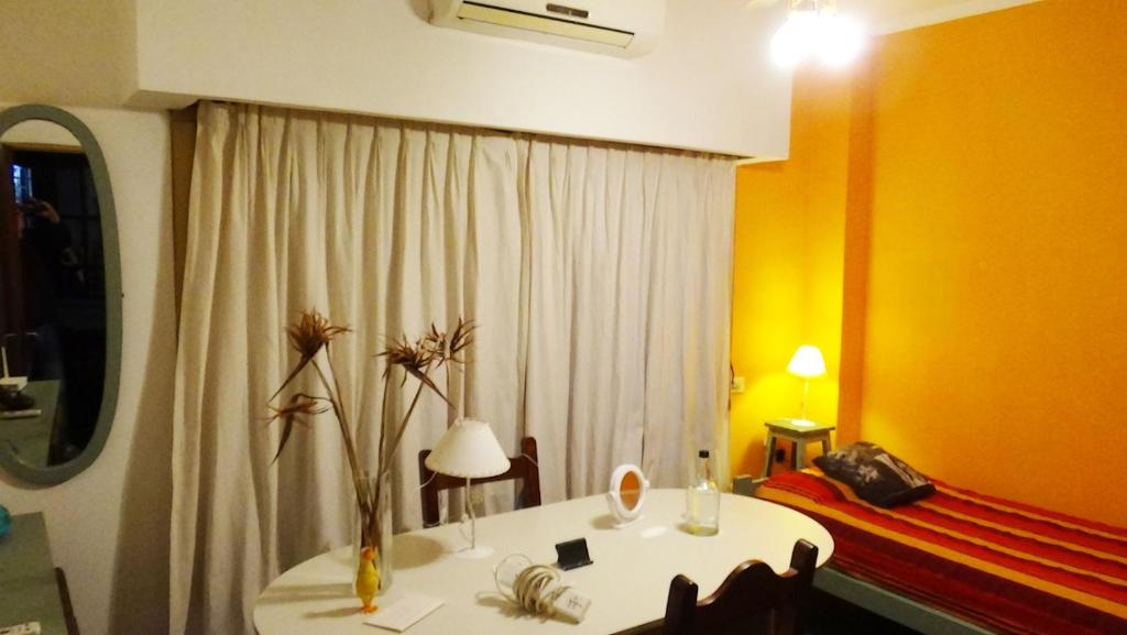 Departamento de 1 dormitorio en Villa Urquiza con patio y pileta