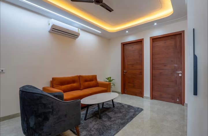 Spacious 3bhk | Sec 51 | Nr Artemis & Medanta - Gurgaon