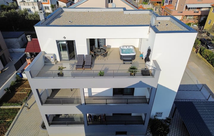 Apartman Marinovic 
Pogled Na More I Zadar - Zadar