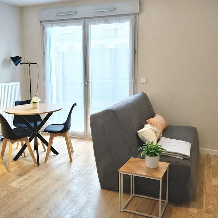 Spacieux Studio Chic 33m2  Proche Paris- Disney - Pontault-Combault
