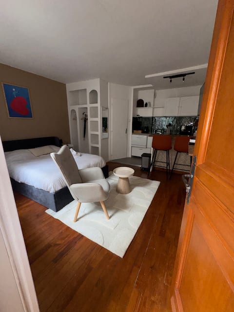 Propriété Airbnb réussie: Studio-cosy-centre-ville-proche-gare-Place-Stan à Nancy