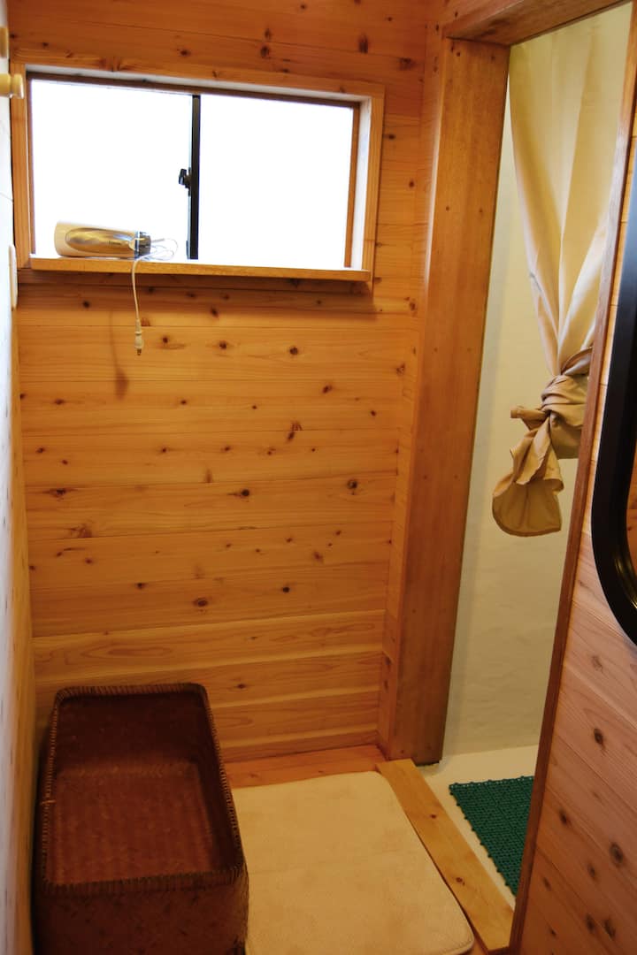 共用フルバスルーム