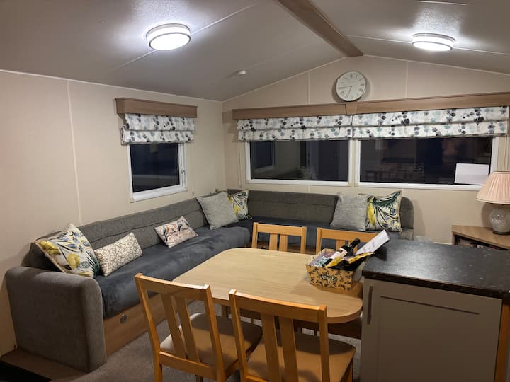 Moonstone Coastal Caravan - Dover