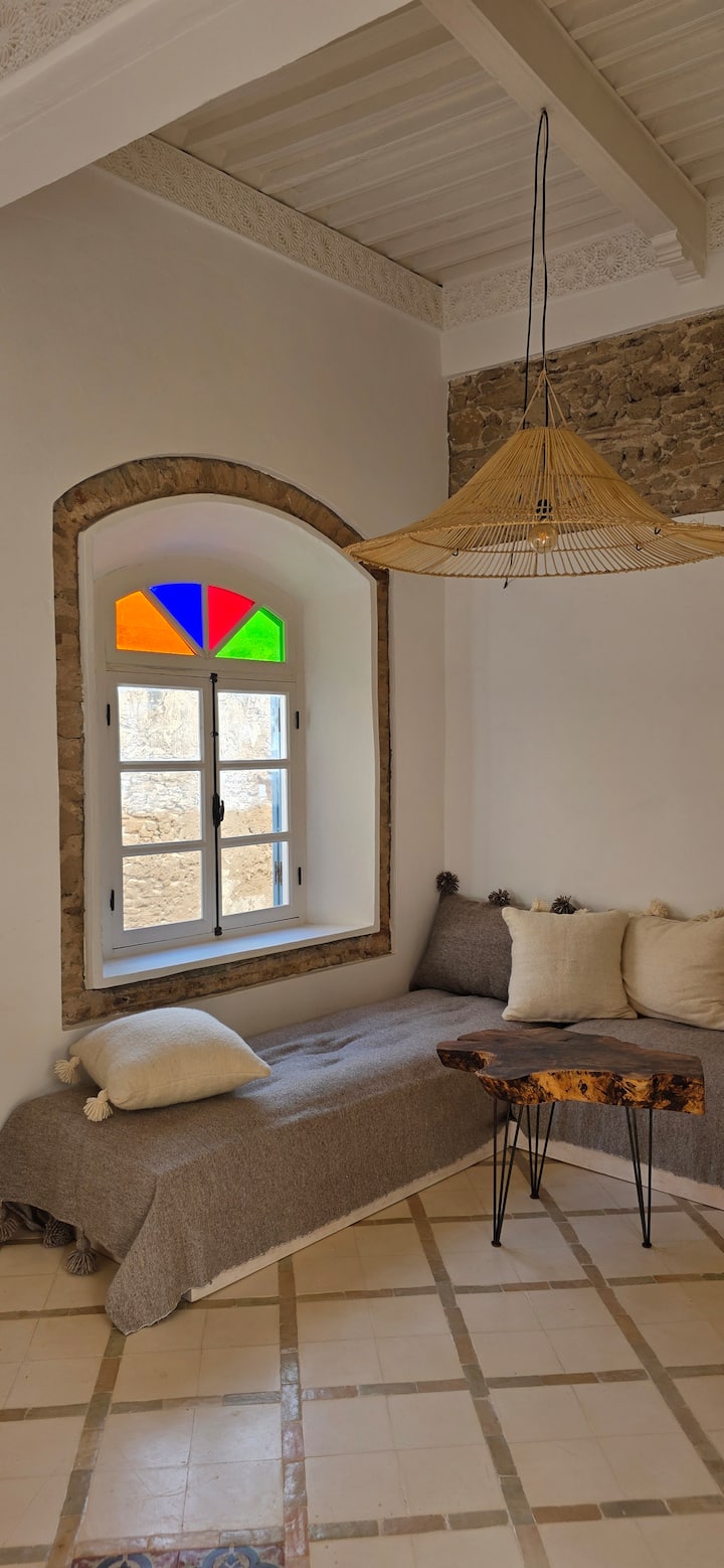Light Filled Studio Apartment In Moroccan Riad - Esauira