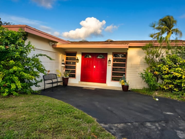 Sunrise Villa - Sunrise, FL