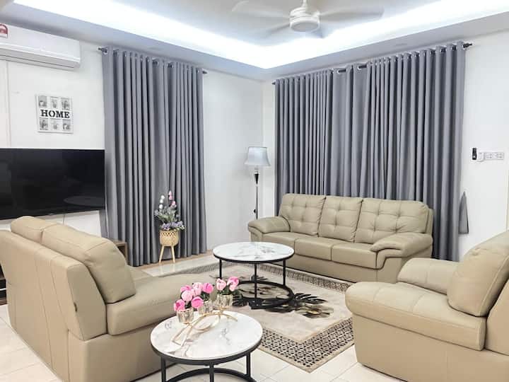 Cozy Family Homestay, Clean, Comfy & Relaxing Stay - Tawau