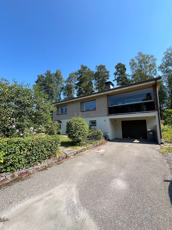 Tilava Omakotitalo Viihtyisällä Pihalla - Savonlinna