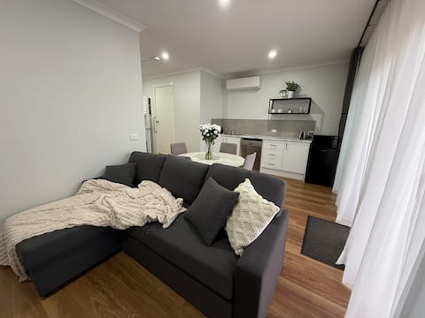 Top Airbnb: Creekside Studio in Point Cook