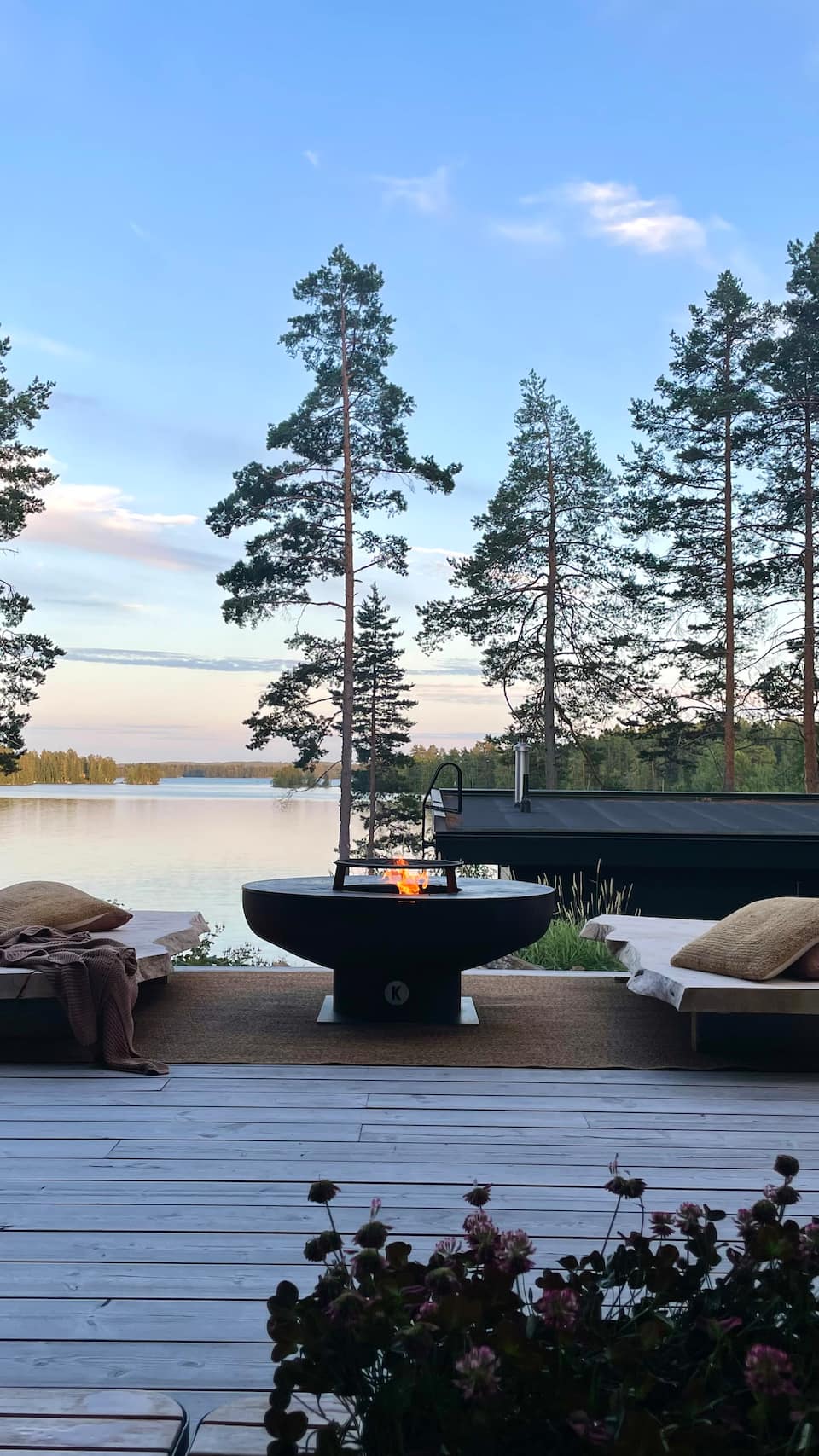 A glass-walled lakehouse with its own sauna near Tampere, Pälkäne, Pirkanmaa, Finland, photo 9 of 10