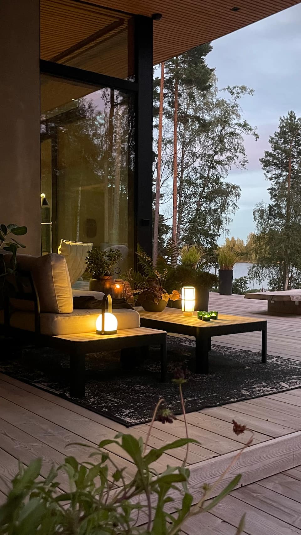 A glass-walled lakehouse with its own sauna near Tampere, Pälkäne, Pirkanmaa, Finland, photo 8 of 10