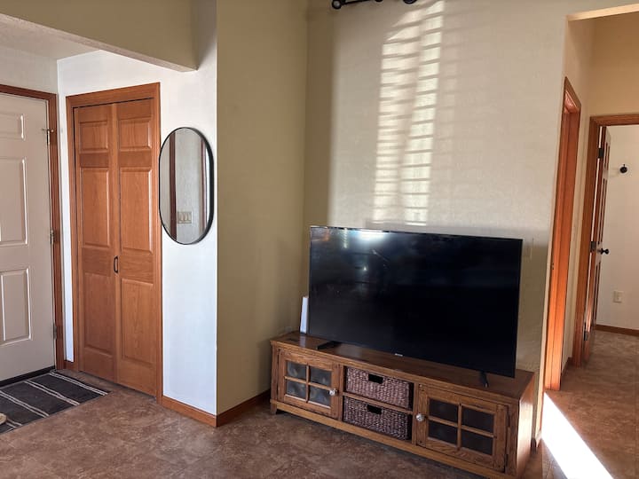 Magic City One Bedroom Apartment - Minot, ND