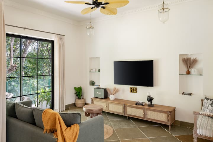 TV Lounge with Marshal Speakers