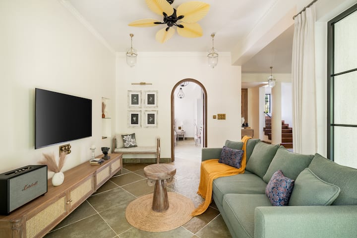 TV Lounge with Marshal Speakers