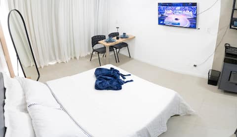 Popular Airbnb listing: Studio in Boa Viagem with rooftop and close to the beach in Recife