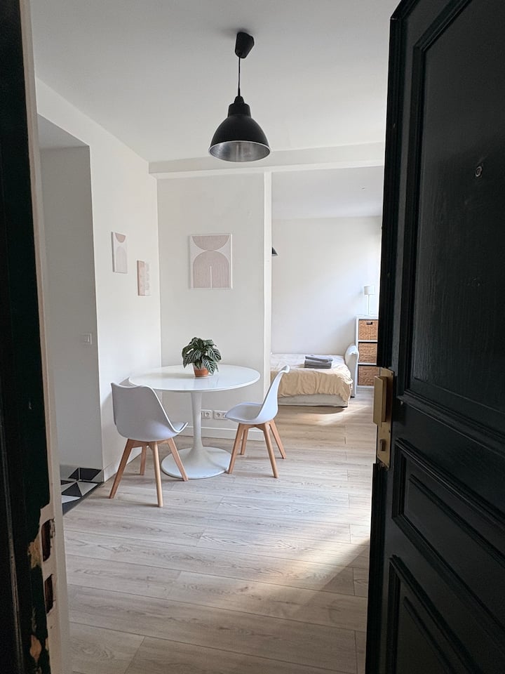 Studio Calme à Deux Pas Des Champs-elysées - 16th arrondissement (district)