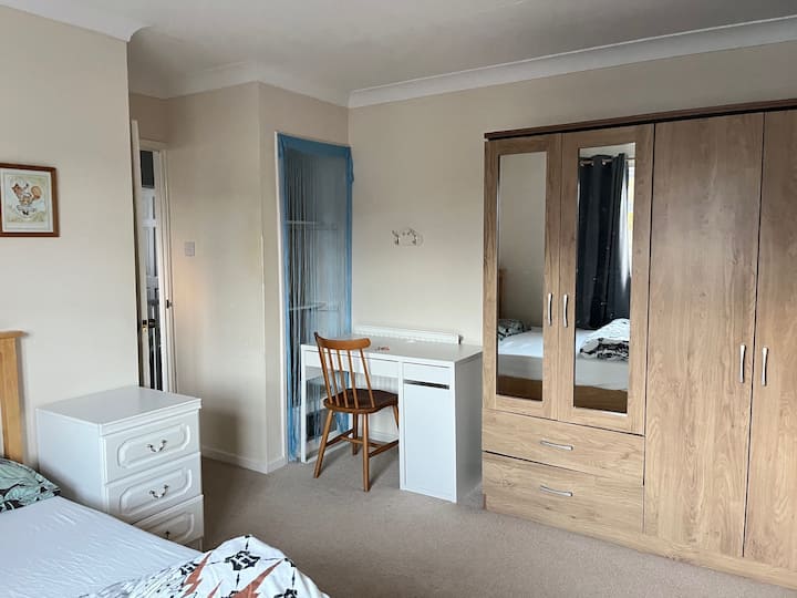 Double Bedroom Close To Biomedical Campus - Cambrige (UK)