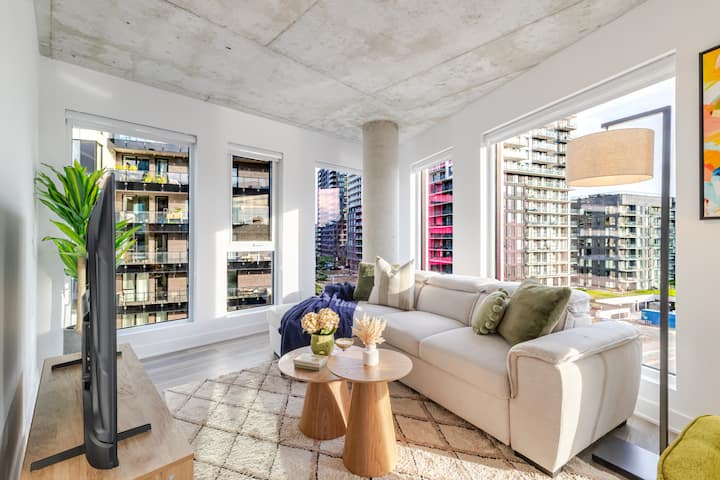 Amazing 3 Bedrooms In The Heart Of Griffintown - 몬트리올
