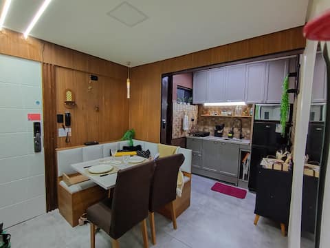 Top performing Airbnb: Apartment with parking space in Brás, near the Solomon Temple and the Brás street market. in Brás