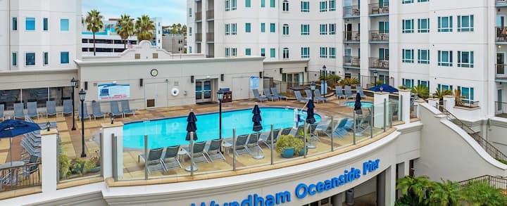 Oceanside Pier Resort One Bedroom Condo - Oceanside, CA