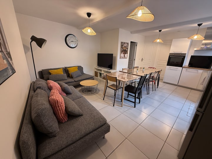 Gîte Au Calme 14 Personnes - Istres