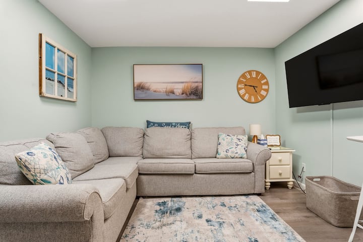 1 Bedroom Condo With Parking, Pool And Hot Tub - Sea Isle City, NJ