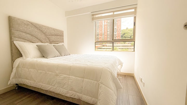 Quarto com cama de casal