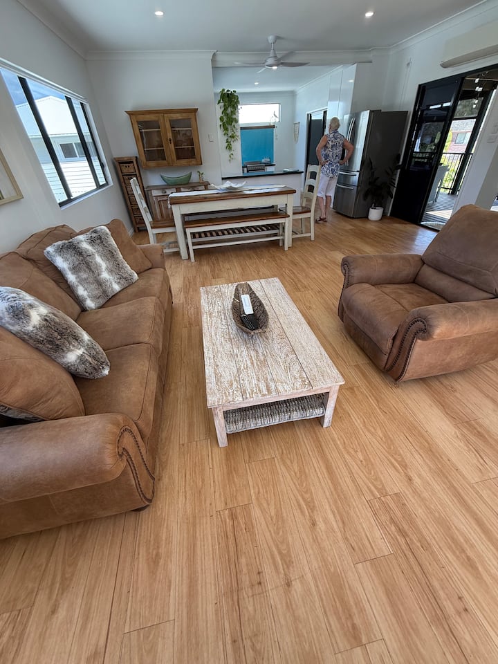 'The Palm Retreat': 100m To Lake Cathie & Beach - Lake Cathie