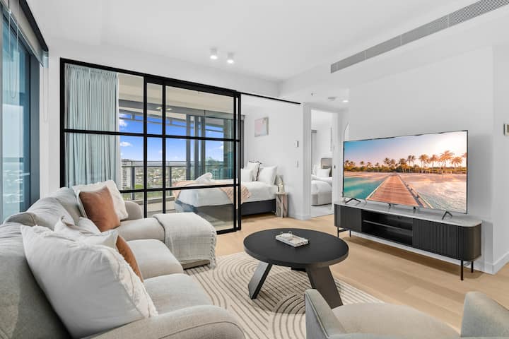 Beachside Escape At Jewel | Free Parking Spa Pools - Surfers Paradise