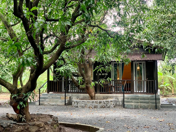 Single Room In Thewooden Twin Bedroom Chalet (Lhs) - Karjat